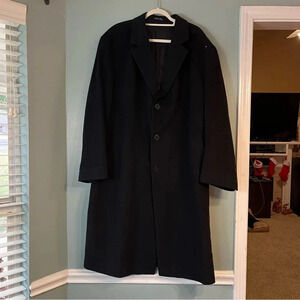 Saks Fifth Avenue Made in Italy 100% Cashmere Black Topcoat coat size 46R